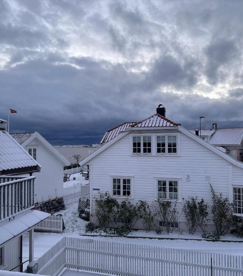 Nevlunghavn Gjestgiveri Hotell Larvik Eksteriør bilde